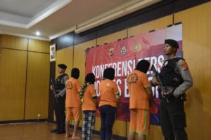 Redaksi Lead