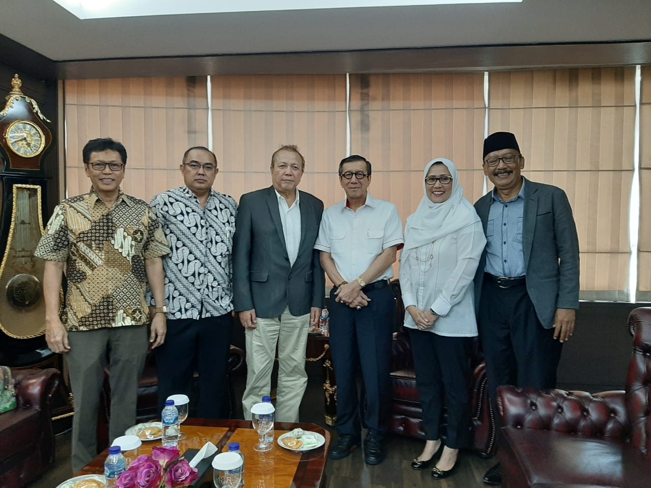 Redaksi Lead