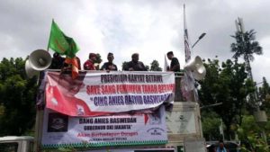 Massa Aksi, Pro Anies Baswedan, Gubernur DKI, Orasi, Balai Kota DKI