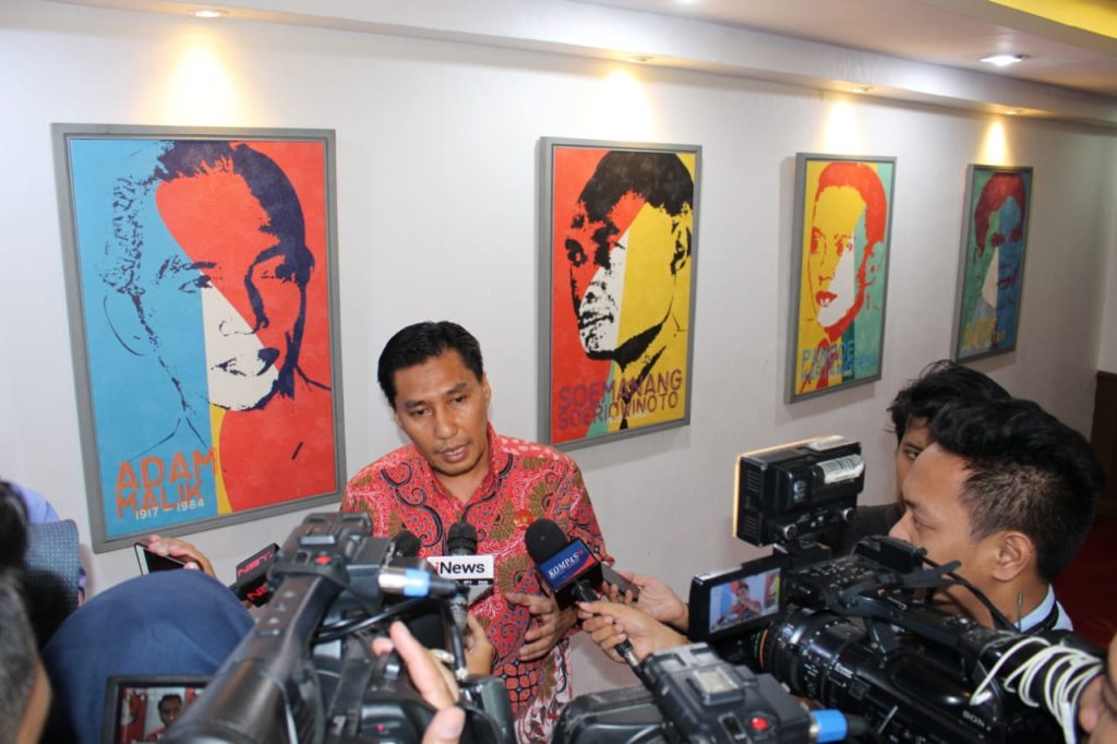 KIP, BUMN, Tidak Informatip