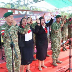 Satgas RI-PNG Umat Nasrani ikuti Doa Untuk Indonesia, Satgas RI-PNG, Kostrad