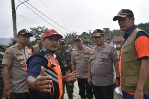 Wakapolri dan Kepala BNPB Wakapolri, BNPB, Bencana, Sukajaya, Cigudeg
