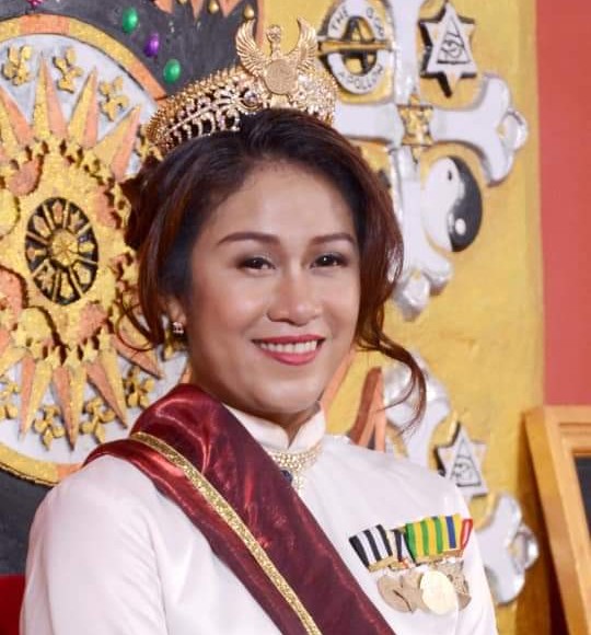 Fanni Aminadia Permaisuri Keraton Agung Sejagat, Fanni Aminadia