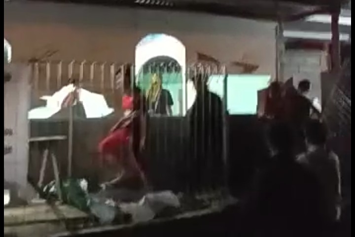 Musolah Al-Hidayah, Dirusak Warga