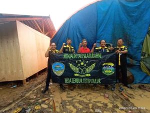 Komunitas Anak Rantau Tasikmalaya (ARTA) saaKomunitas ARTA, bantuan bencana, Sukajaya