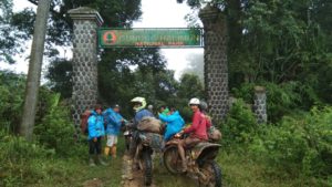 Relawan Komunitas Vespa