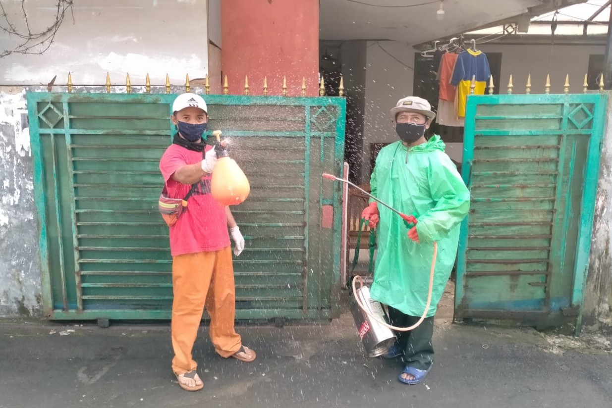 Warga Ciawi, Sterilisasi, Disinfektan