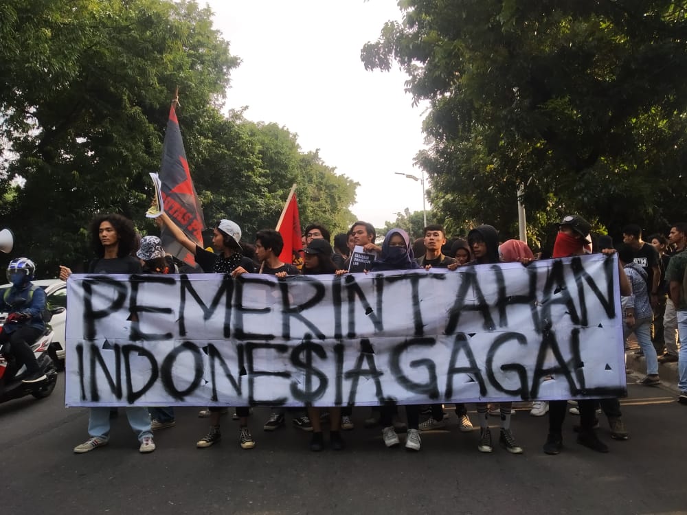 Jaringan Mahasiswa Jaringan Mahasiswa Jabodetabek, aksi. longmarch, omnibus law