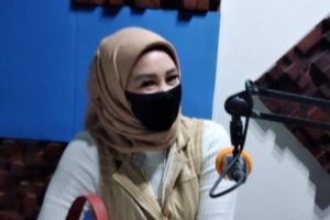 Ryanti Ryanti, Covid-19, PSBB,
