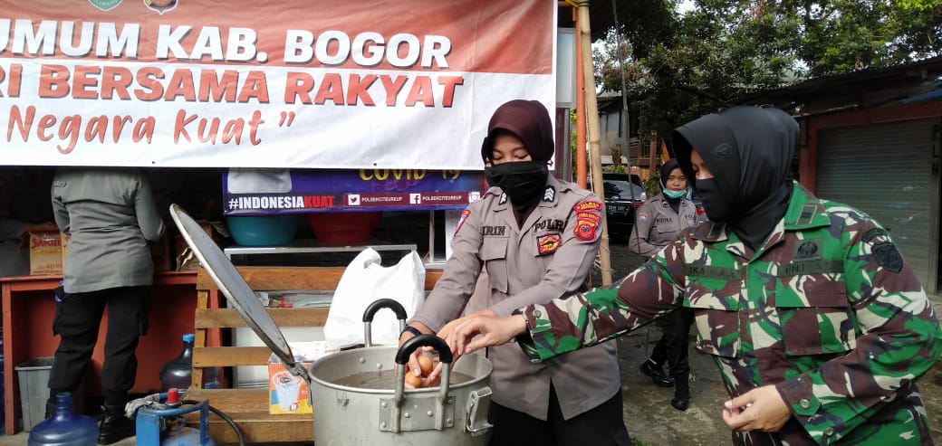 Kowad, Polwan, Polres Bogor, Masak, Dapur Umum