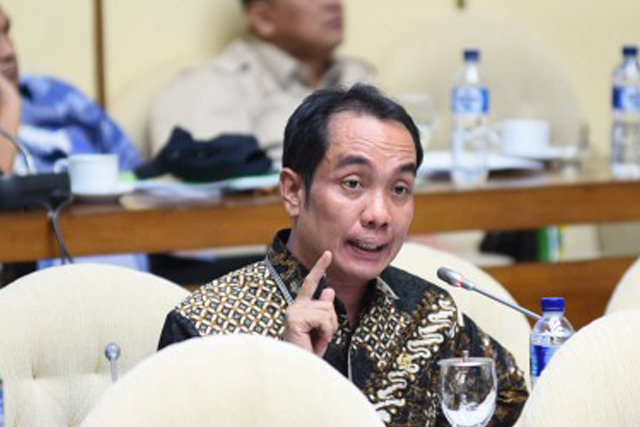 Fauzi H Amro DPR RI, Fauzi H Amro, Likuiditas, Bank, Himbara