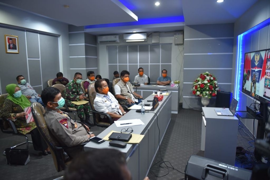 Gubernur Sulteng H. Longki Djanggola Gubernur Sulteng, Rapat Virtual, Doni Monardo, Covid-19