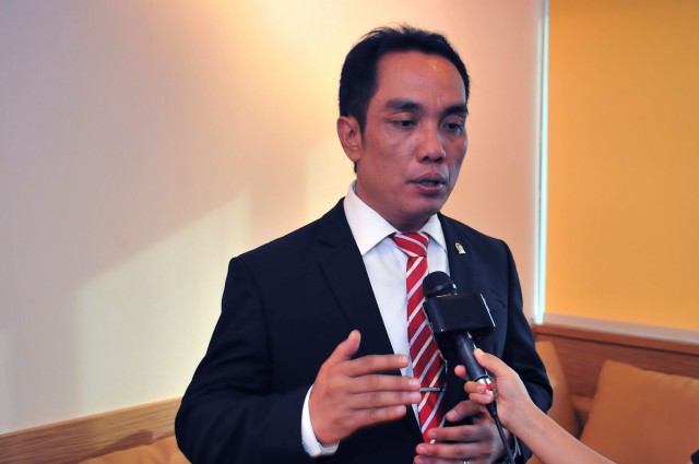 Fauzi H Amro, Fauzi H Amro, Kebijakan, pemerintah, Covid-19