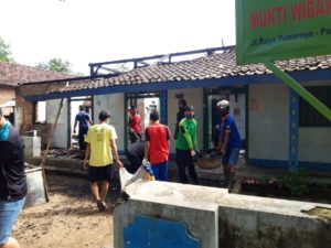 Dompet Dhuafa Dompet Dhuafa, Panti, Yatim, Terbakar