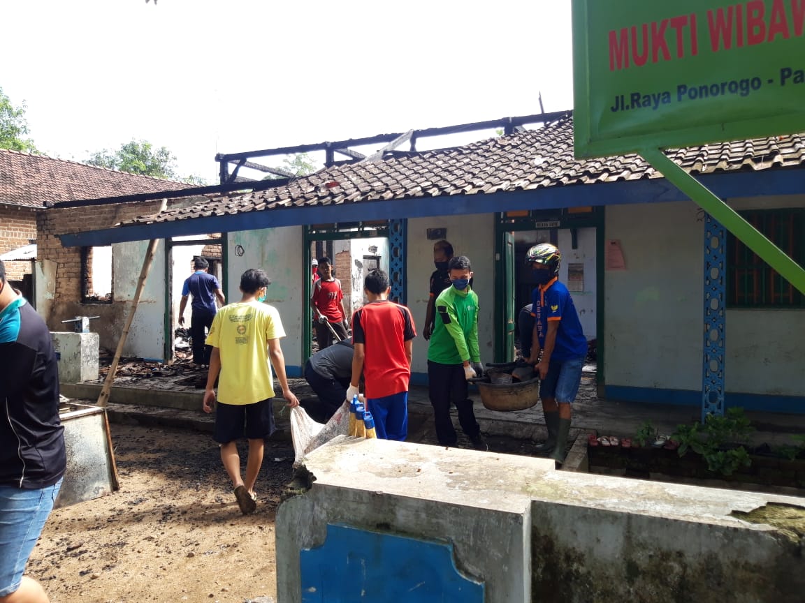 Dompet Dhuafa, Panti, Yatim, Terbakar