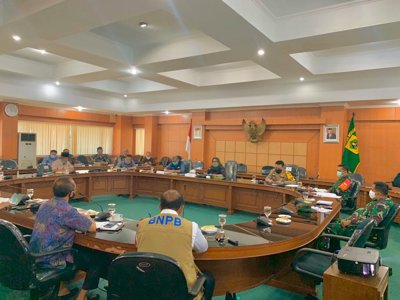 Covid-19, Bupati Bogor, PSBB, Parsial