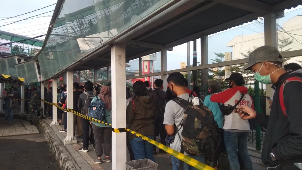 Penumpukan, Penumpang, Stasiun Bogor