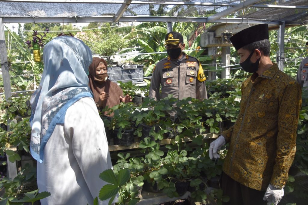 Kapolres Bogor, pengukuhan, Kampung Tangguh Lodaya 2020, Gunung Putri,