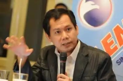 Indra J Piliang, Berburu, Politisi, Garis Depan,