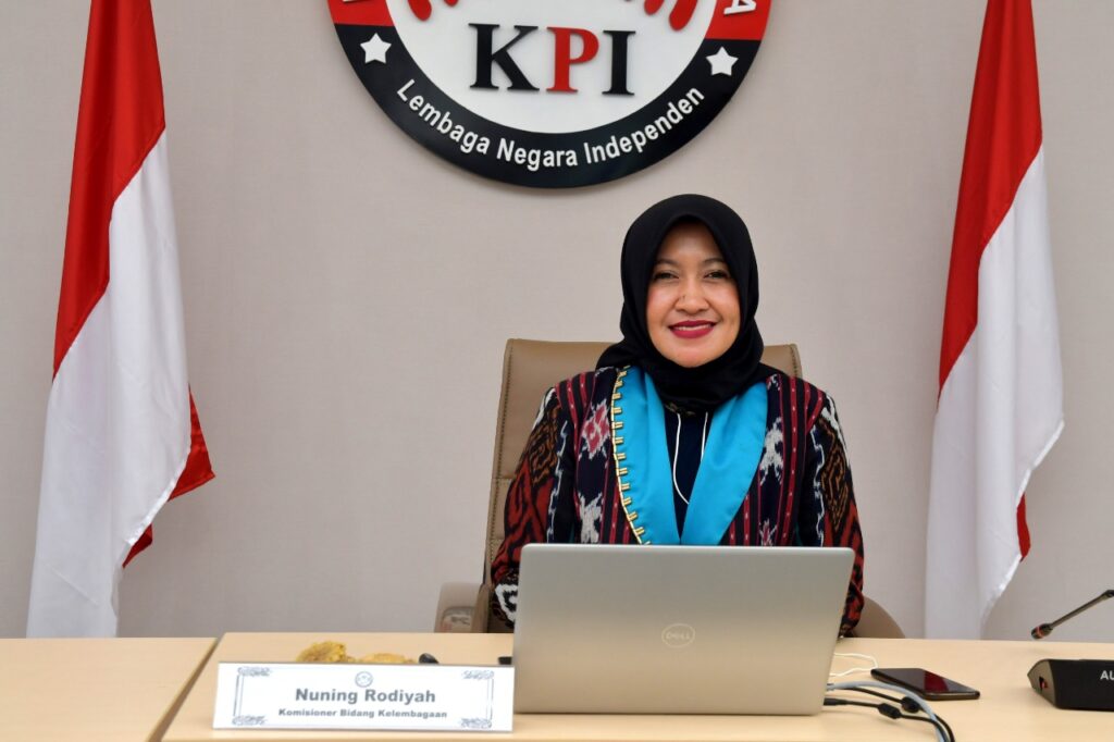 Nuning Rodiyah, KPI, Literasi, Papua