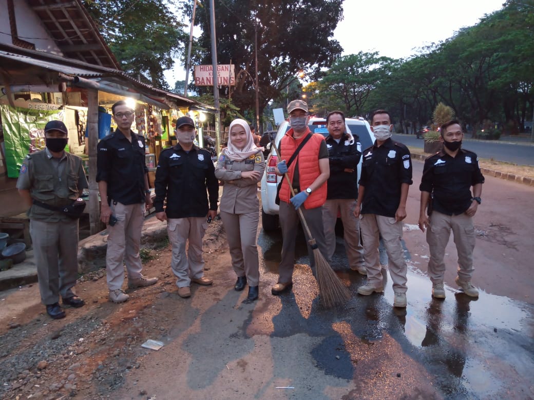 Satpol PP, OTT, Sampah