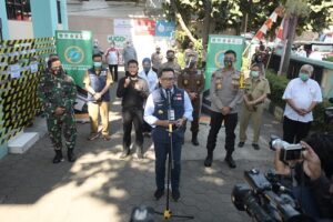 Ridwan Kamil Jadi Relawan Uji Vaksin Covid-19 Ridwan Kamil, Relawan, Vaksin, Covid-19