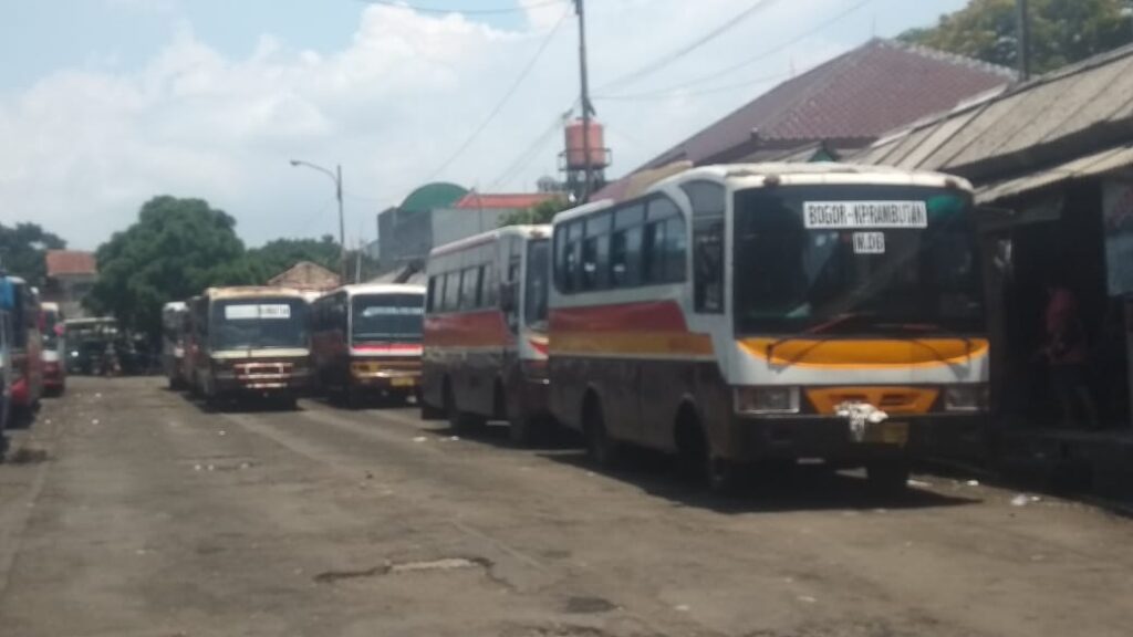 Pengemudi, Bus Miniarta, Pemotongan, Bansos, BST