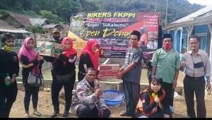 Bikers FKPPI Kirim Bantuan bagi Korban Banjir Desa Cibunian Bikers, FKPPI, Bantuan, Banjir, Cibunian