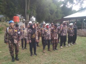Peringati HUT FKPPI ke 42, Rayon Cisarua Bagikan Bansos HUT, FKPPI, Cisarua, Bansos