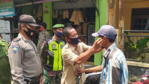 Kecamatan Dramaga Tertibkan Penggunaan Masker di Pasar Dramaga, Masker, Pasar