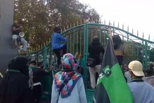 Demonstrasi, Ricuh, Satpol PP, Sanksi
