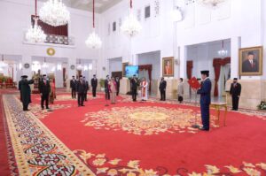 Presiden Jokowi Lantik 12 Dubes LBBP untuk Negara Sahabat Presiden, Dubes, LBBP, Negara, Sahabat