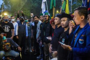 Bima Arya Pantau Demo Tolak Omnibus Law Bima Arya, Demonstrasi, Omnibus Law