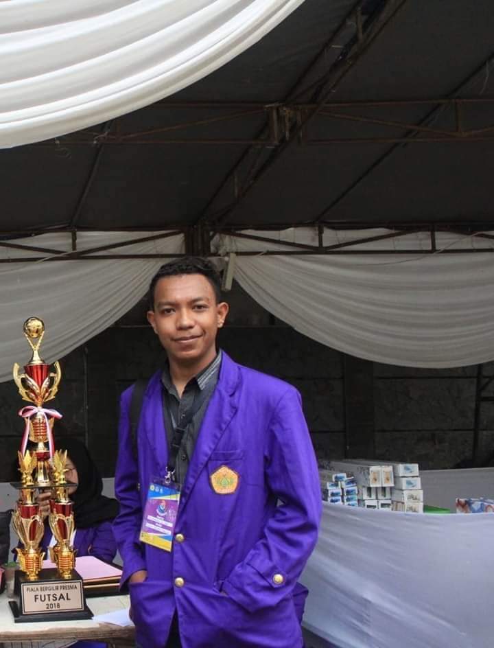 Puisi, Melangkah, Kaki, Negeri