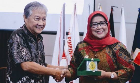 Memorial Sahabat Kita yang Baik Hati, Bung Ir.H.M Rudy Ferdian Memori, Sahabat, Rudy Ferdian, Apendi Arsyad