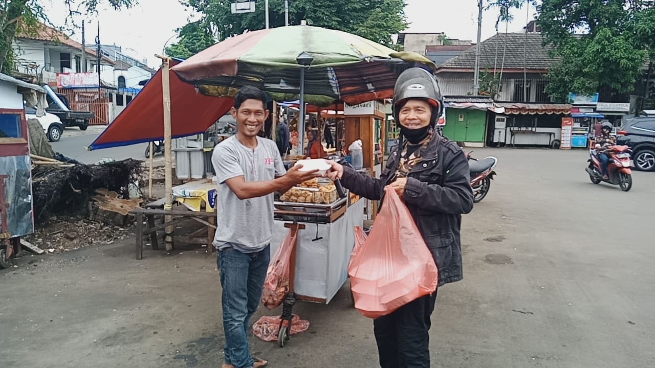 Jum'at Berkah, Bikers, FKPII Bogor, Nasi