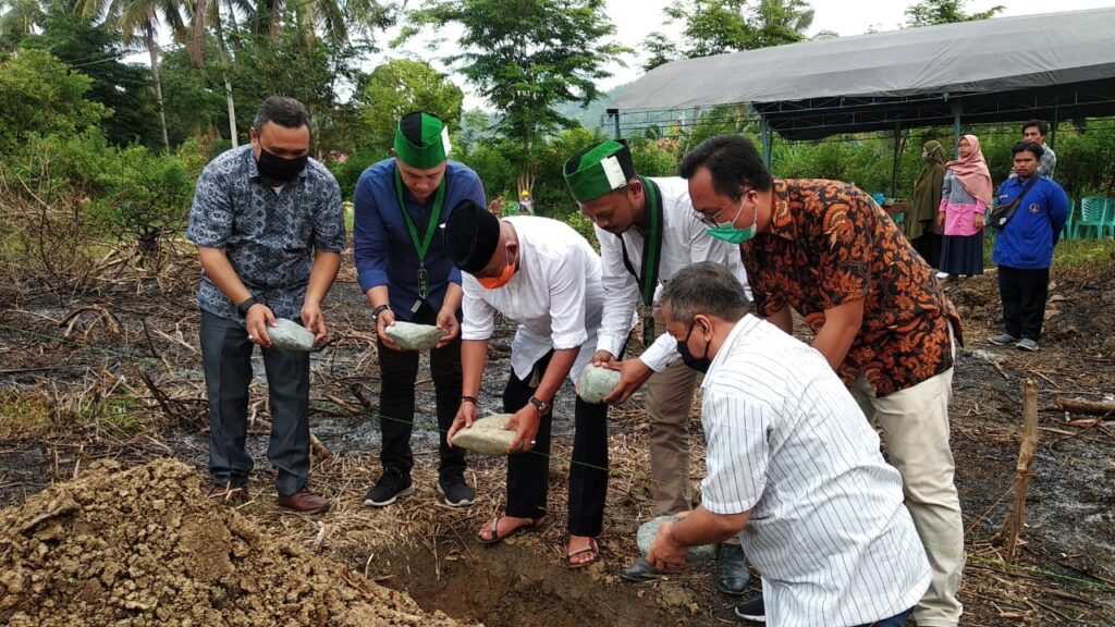 Peletakan Batu Pertama, Kahmi dan HMI Touna Bangun Graha Insan Cita Batu Pertama, Kahmi, HMI, Touna, Graha, Insan Cita