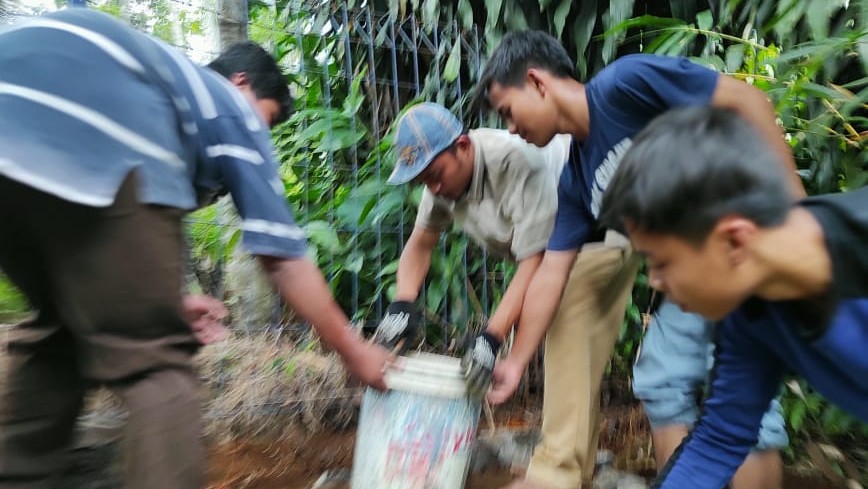 Gerakan, Alumni, SMP PEC, Siswa