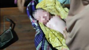 Warga Pamekasan Temukuan Bayi dalam Kardus Warga, Pamekasan, Bayi, Kardus