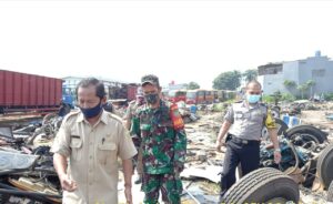 Dikeluhan Warga, Pemdes Dramaga Sidak Bangkai Bis Trans Jakarta Warga, Pemdes, Dramaga, Sidak, Bangkai, Bis, Trans Jakarta