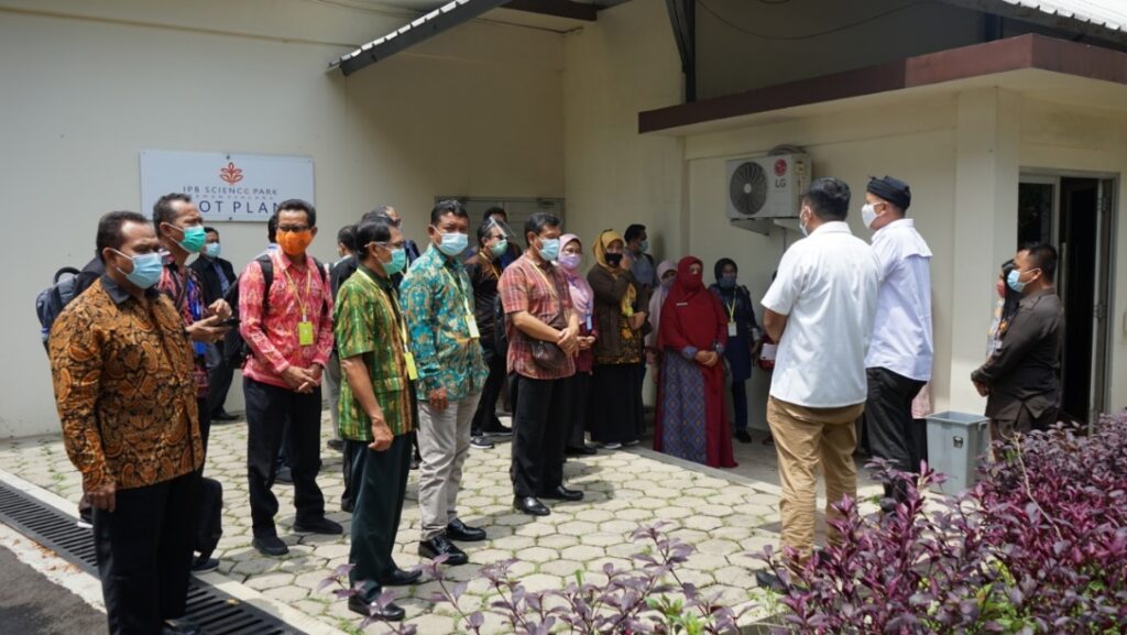 Direktur PT BLST Sambut Kunjungan CEO SMK Se-Indonesia PT BLST, Kunjungan, CEO, SMK Se-Indonesia