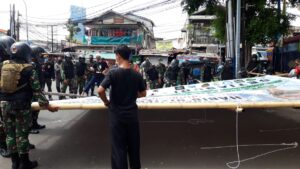 Penurunan Baliho HRS Didukung Panglima TNI Baliho, HRS, Panglima, TNI