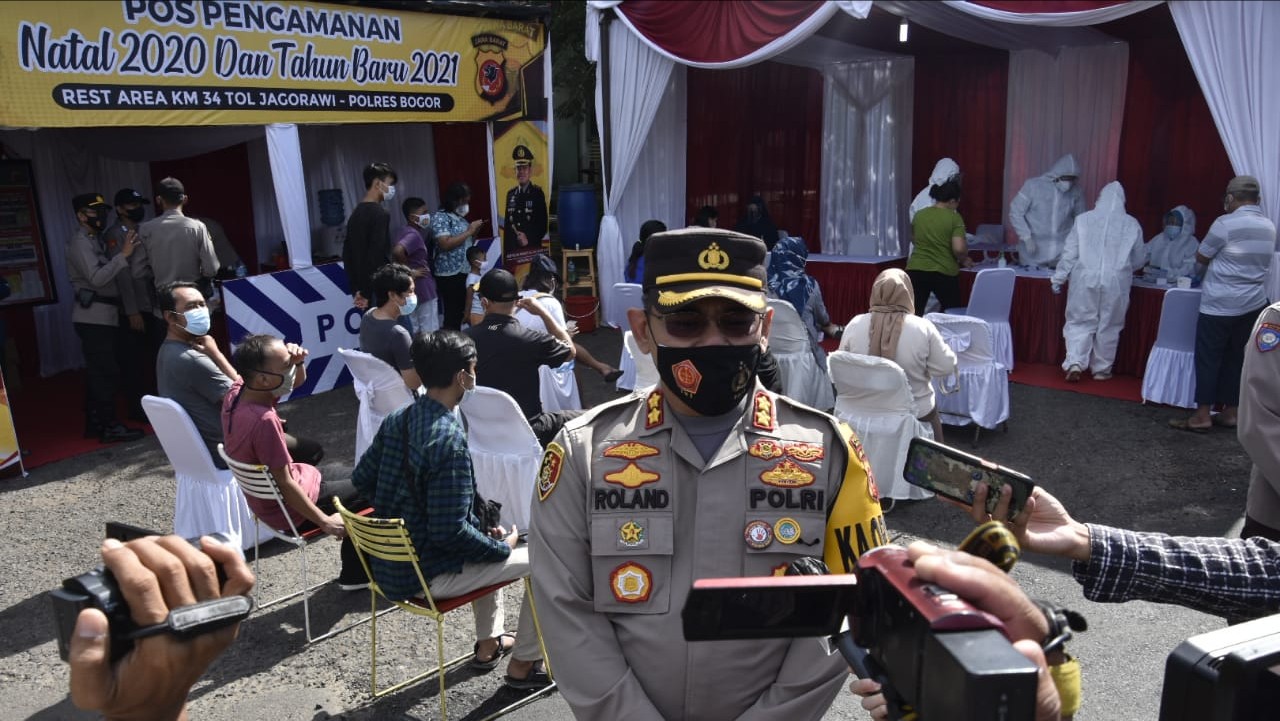 Puncak, Nataru, Polres Bogor, Roland Ronaldy