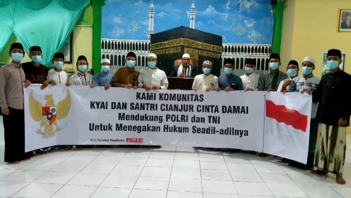 Kyai dan Santri Cianjur dukung Pemerintah Bertemu Habaib Kyai, Santri, Cianjur, Pemerintah, Habaib, HRS, Laskar FPI