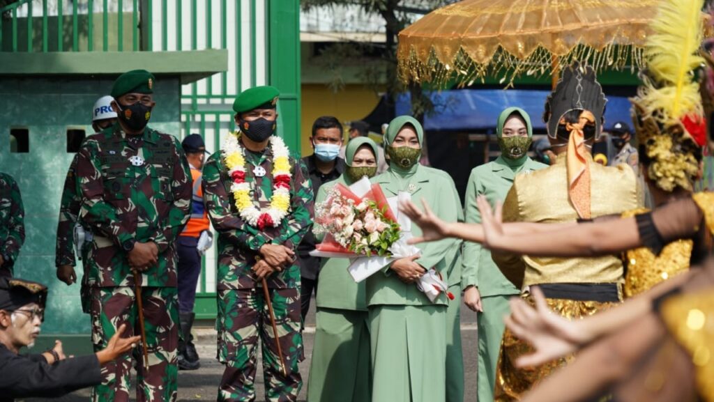 Danrem 061, Kodim 0608, Cianjur, Vaksinasi, Covid-19
