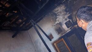 Satu Rumah di Leuwiliang Terbakar Akibat Konsleting Leuwiliang, Kebakaran, Konsleting