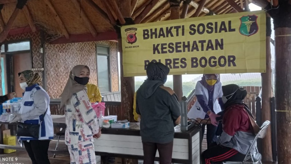 Polres Bogor Bantu Kesehatan Warga Terdampak Banjir di Puncak Polres Bogor, Kesehatan, Banjir, Puncak