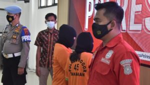Polisi Bekuk Dua Mucikari Online di Puncak Polres Bogor, Mucikari, Puncak