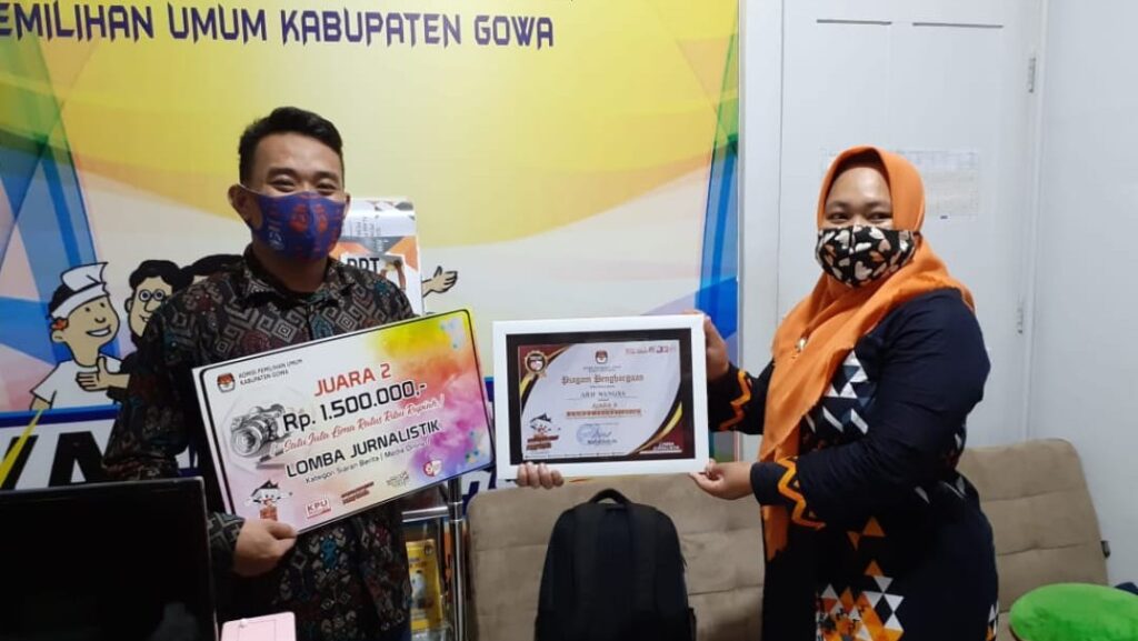 Direktur Lapmi Makassar Juara Lomba Karya Jurnalistik Lapmi, Makassar, Jurnalistik