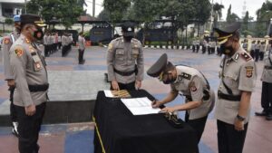Kapolres Bogor Pimpin Sertijab Sejumlah Kapolsek Polres Bogor, Sertijab, Kapolsek